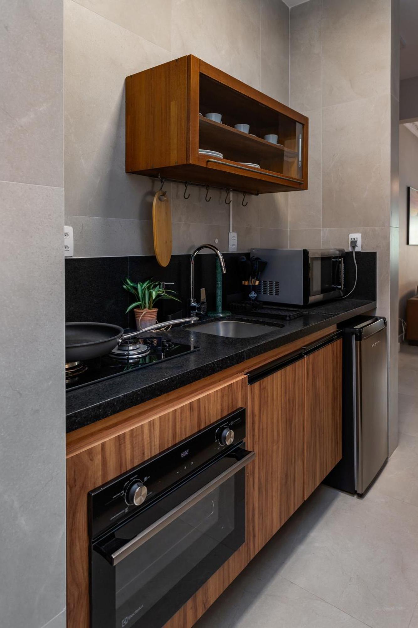 Unhotel - Moderno Office - E Metro *